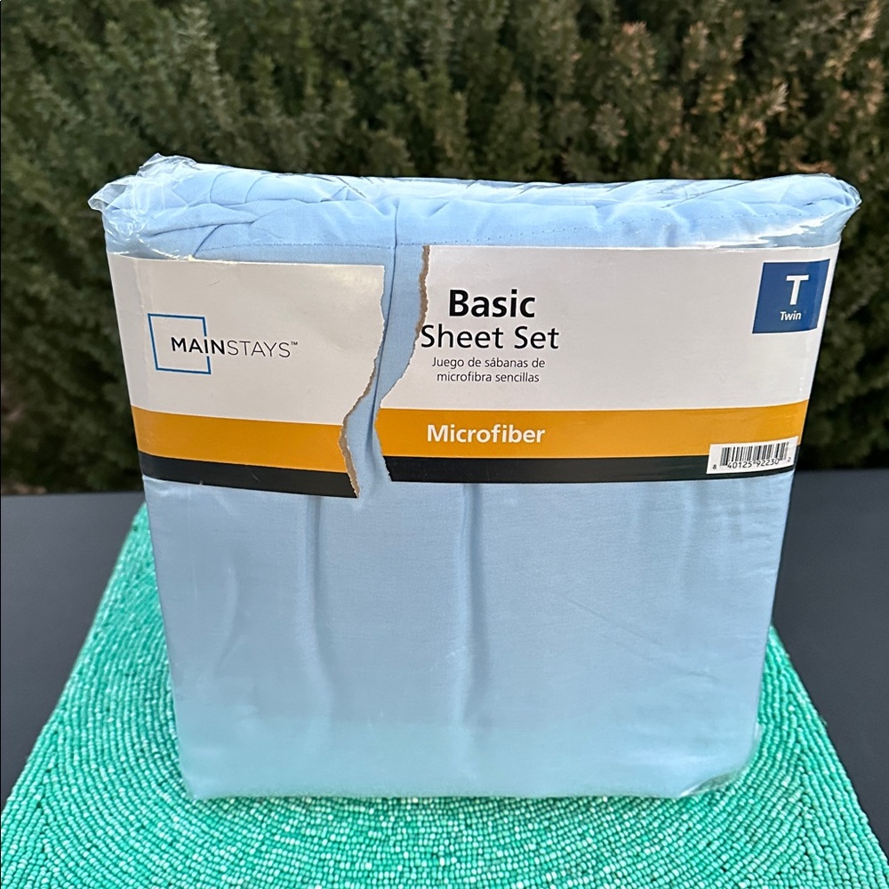Mainstays 3-Piece Blue Microfiber Sheet Set-Twin size-brand new/never used